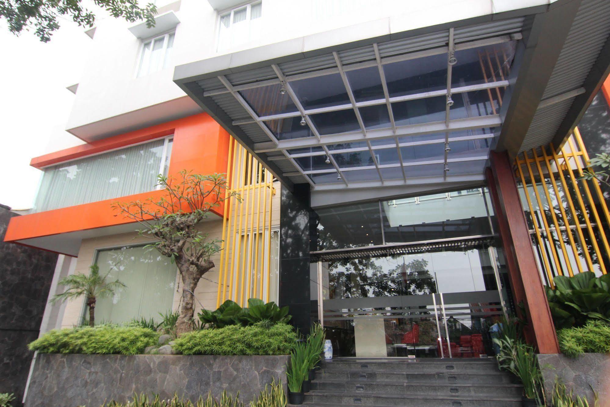 Zen Premium Near Rumah Mode Bandung Buitenkant foto